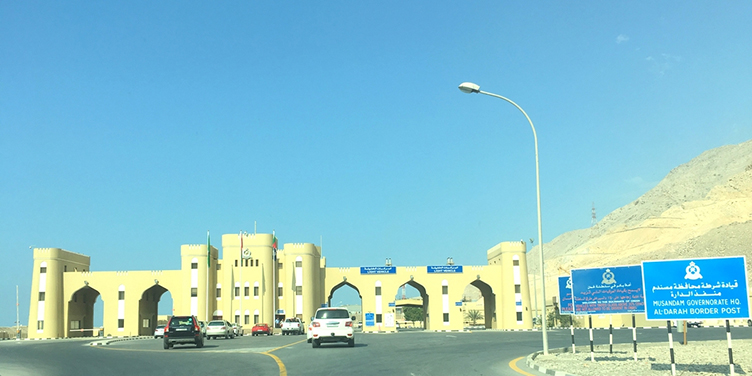 UAE Oman Border Crossing